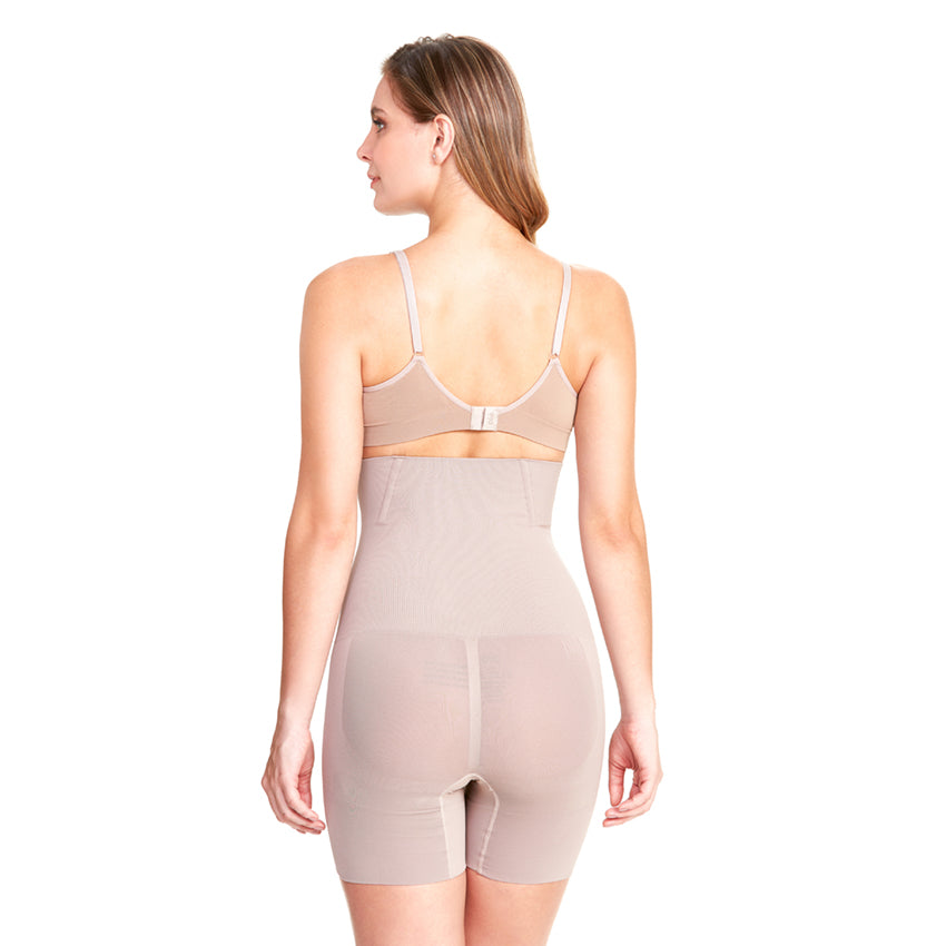 Plie Shorts Abdominal